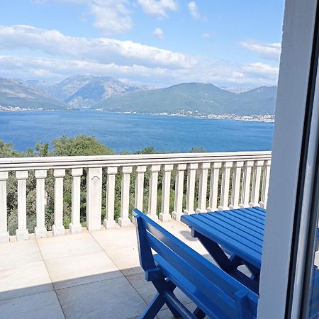Apartments Vidikovac Tivat Bagian luar foto