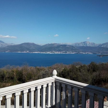 Apartments Vidikovac Tivat Bagian luar foto