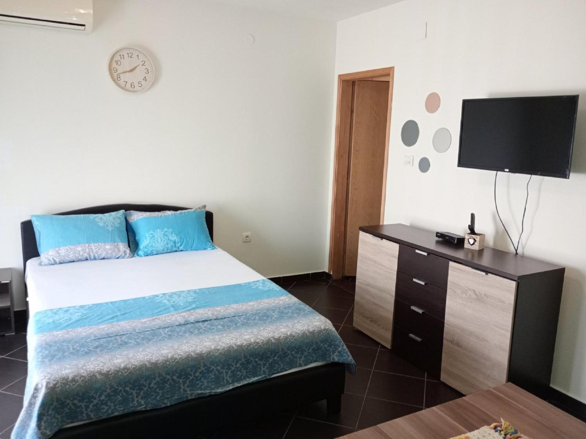 Apartments Vidikovac Tivat Bagian luar foto